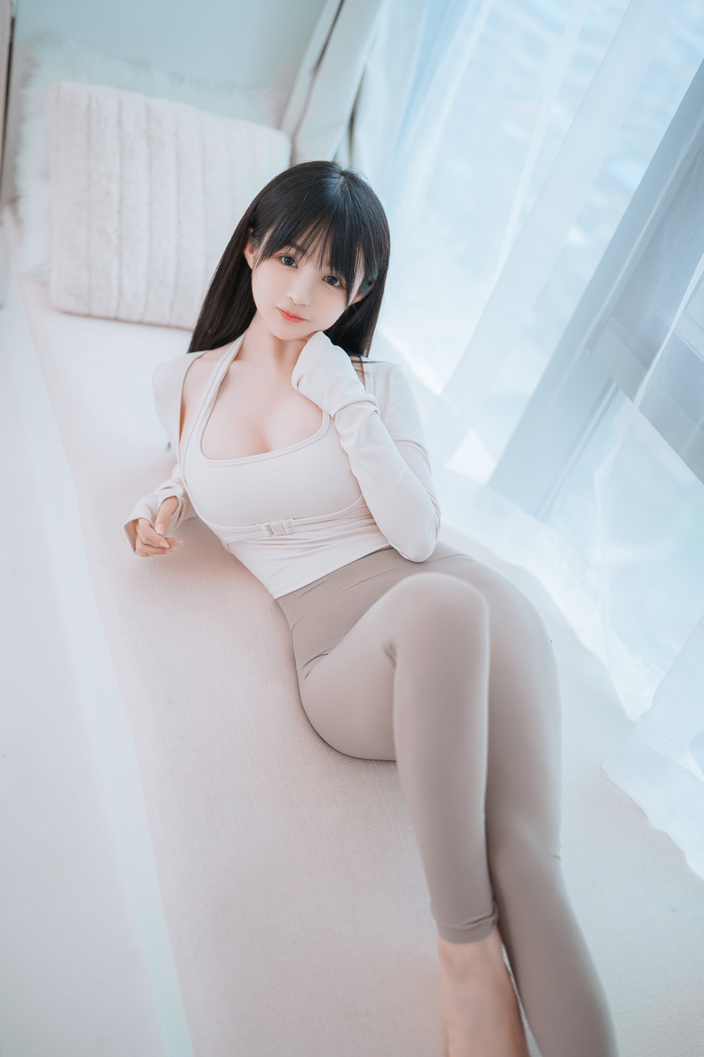 桜井宁宁 – 瑜伽妹妹 [80P832M]