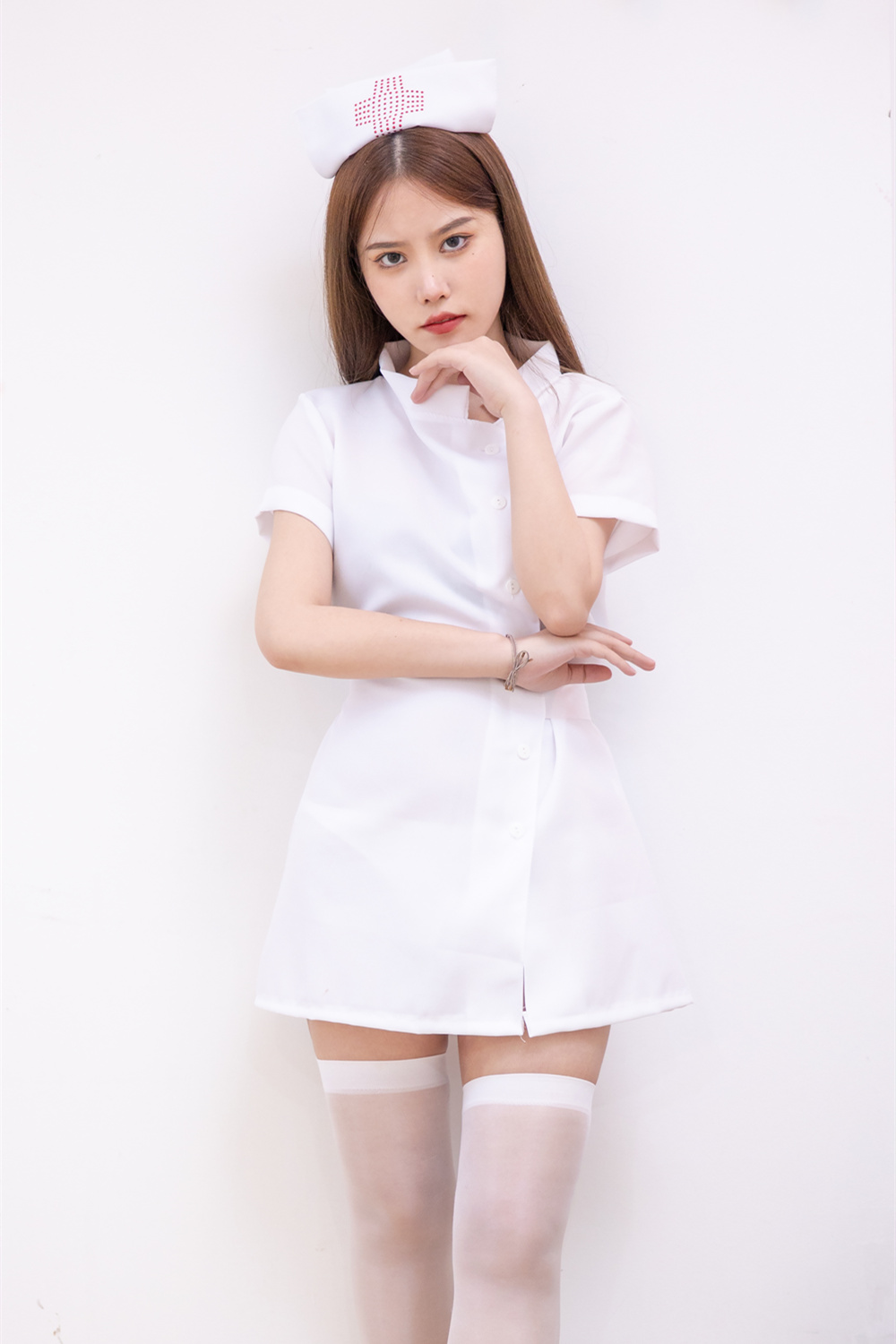 豪歌 – 纯白护士 [30P145M]